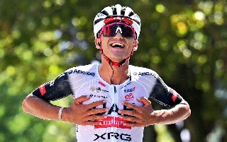 Isaac del Toro triunfa Circuito de Getxo