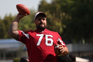 NFL: Mexicano Will Hernández firma por un año con los Arizona Cardinals