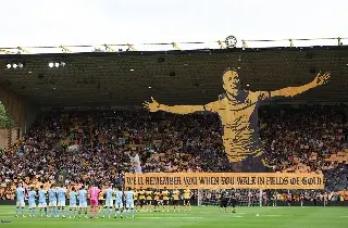 Imagen Manchester City destroza a unos Wolves que homenajearon al difunto Diogo Jota 