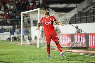 Imagen Benfica debuta con victoria en liga portuguesa