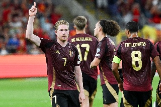 Bélgica activa su poderío para golear a Kazajistán