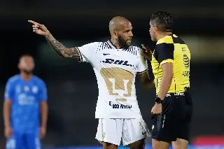 Imagen ¿Cuánto dinero está obligado a pagar Dani Alves a los Pumas?