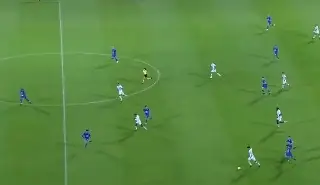 Imagen ¡Tremendo GOLAZO desde más de medio campo en el Cruz Azul vs Querétaro! (VIDEO)