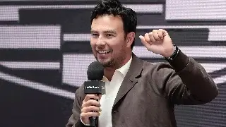 Imagen Checo Pérez choca en su primer práctica con Cadillac