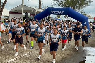 Todo un éxito el Medio Maratón de la Heroica Escuela Naval Militar