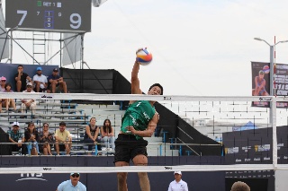 ¿A qué hora juegan las parejas mexicanas en el Volleyball Challenge Veracruz 2025?