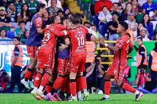 Imagen Un veracruzano le da el triunfo a Mazatlán FC en el último minuto vs San Luis 
