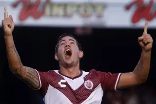Imagen Ex de los Tiburones Rojos, de estar en prisión por homicidio a ser suspendido por falsificar documentos