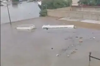 Imagen Equipo del futbol mexicano atrapado en inundaciones en Poza Rica (VIDEO)