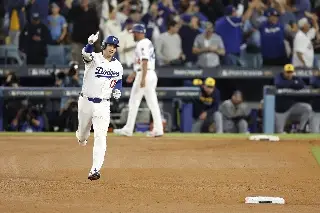 Imagen MLB: Ohtani se luce, rompe récords y los Dodgers van a la Serie Mundial 