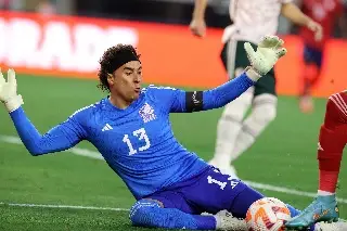 Imagen Peligra lugar de Memo Ochoa en el Mundial 2026, estas son las razones