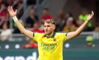 Imagen Santiago Giménez dejaría al AC Milan para jugar en la Premier League 