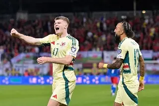 Imagen Gales sufre, gana y se aferra a una esperanza para clasificar al Mundial 2026