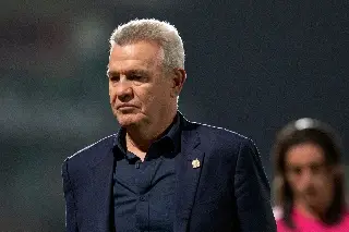 Imagen El que no acepte críticas no sirve para esto: Javier Aguirre responde a Raúl Jiménez