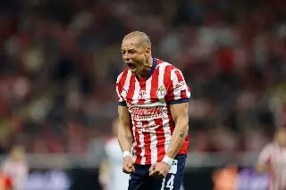 Imagen Oficial: 'Chicharito' se va de las Chivas