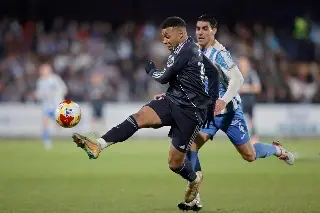 Imagen Real Madrid sufre m&aacute;s de lo esperando ante un rival de tercera divisi&oacute;n 