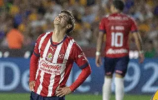 Imagen Oficial: Después de 11 años, 'Cone' Brizuela se va de las Chivas 