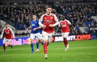 Imagen Con sufrimiento, Arsenal vence al Everton y recupera el liderato de la Premier League