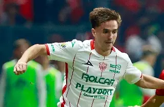 Imagen Agust&iacute;n Palavecino llega a la CDMX para cerrar su fichaje con Cruz Azul (VIDEO)