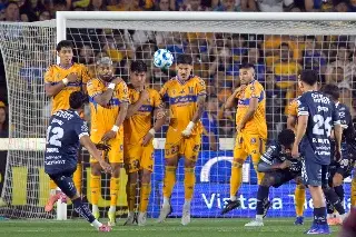 Imagen Con un golazo, Pachuca le remonta a Tigres en el 'Volcán' (VIDEO)