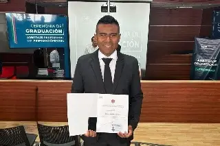 Imagen Ex jugador de Cruz Azul se convierte en &aacute;rbitro profesional