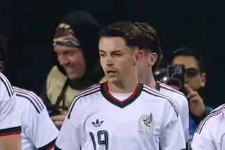 Imagen Fidalgo feliz de debutar con M&eacute;xico, pero a&uacute;n no se ve en el Mundial