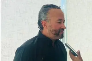 Imagen To&ntilde;o de la Fuente condena violencia en canchas de Veracruz