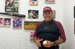 Imagen Peloteros veracruzanos son firmados por equipos de Grandes Ligas