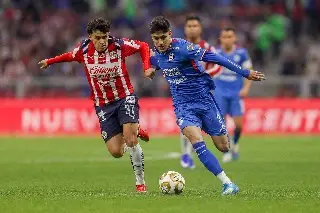 Imagen Cruz Azul y Chivas se dan con todo pero empatan en las Semifinales de ida 