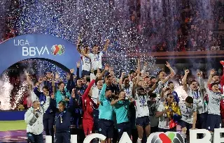 Imagen &iexcl;Lleg&oacute; la d&eacute;cima! Cruz Azul es campe&oacute;n de la Liga MX