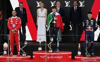Imagen Kimi Antonelli conquista M&oacute;naco y 'Checo' P&eacute;rez hace historia