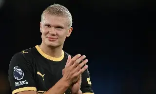 Imagen Manchester City sufre ante un reci&eacute;n ascendido pero Haaland aparece y los salva 