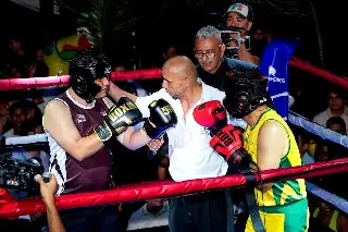 Imagen &iexcl;Se prendi&oacute; el cerro! Alcalde y gobernador se suben al ring en un momento viral (VIDEO)