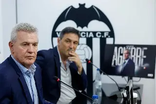 Imagen &iexcl;Empezamos mal! Javier Aguirre se queda sin un jugador en Valencia por culpa de Messi