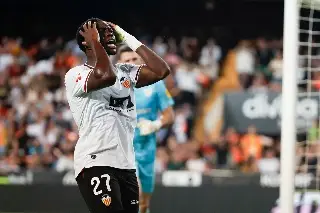 Imagen Javier Aguirre sigue sin ganar con Valencia y se mantiene en zona de descenso