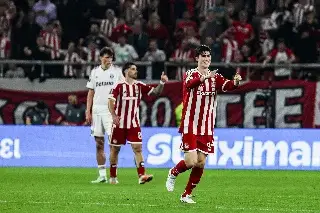 Imagen 'Hormiga' G&oacute;nzalez anota gol y le da triunfo al Olympiacos en Europa League
