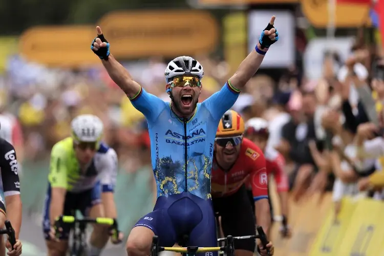 Tour de Francia: Cavendish gana en el sprint y hace historia