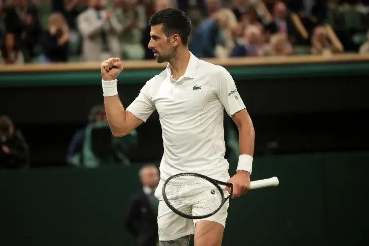 Djokovic imponente a cuartos de final en Wimbledon