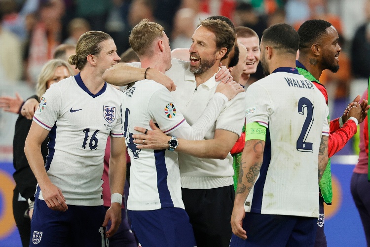 Inglaterra lamenta tener desventaja para la final de la Euro