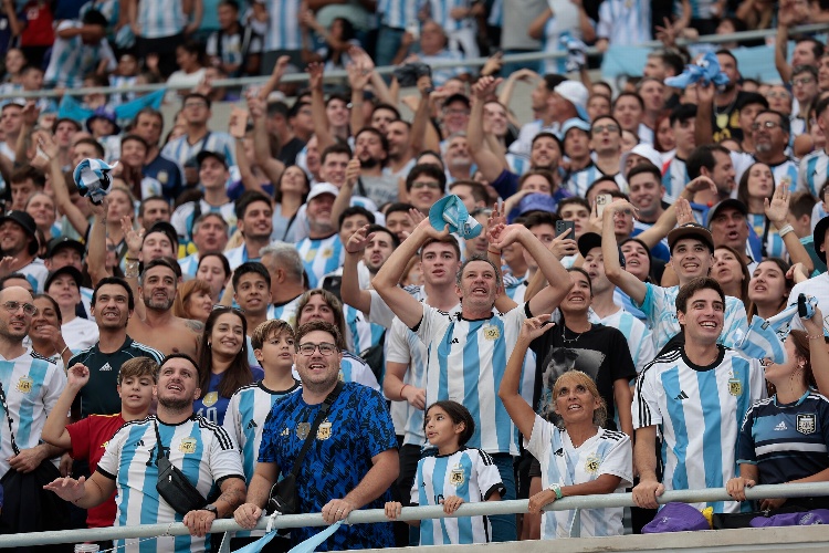 Fallece hincha argentino durante final de la Copa América