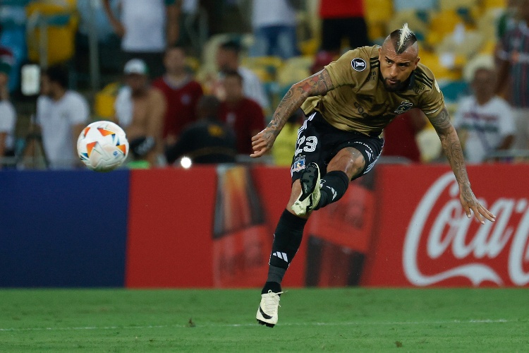 Arturo Vidal sufre lesión que lo aleja de la Copa Libertadores