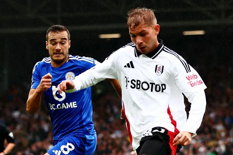 Raúl Jiménez y Fulham consiguen sus primeros 3 puntos de la temporada