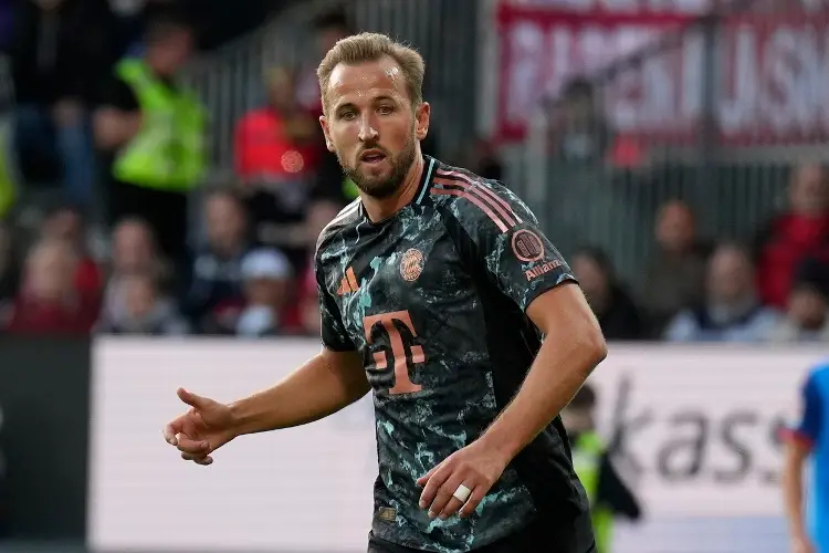 Harry Kane se luce con triplete y Bayern Múnich propina goleada 