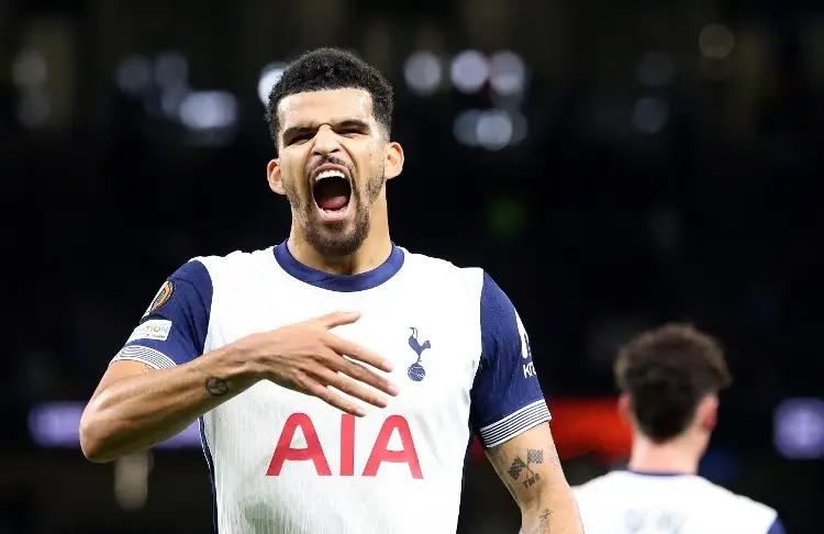 Con un futbolista menos, Tottenham golea en la Europa League 