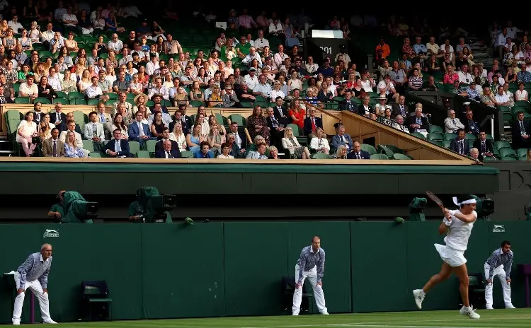 Wimbledon eliminará a los jueces de línea