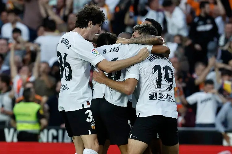 ¡Con un portero de 16 años! Estos son los jugadores del Valencia para enfrentar a México