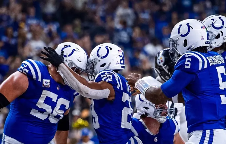 NFL reconoce a mexicano como uno de los mejores jugadores de la semana 6