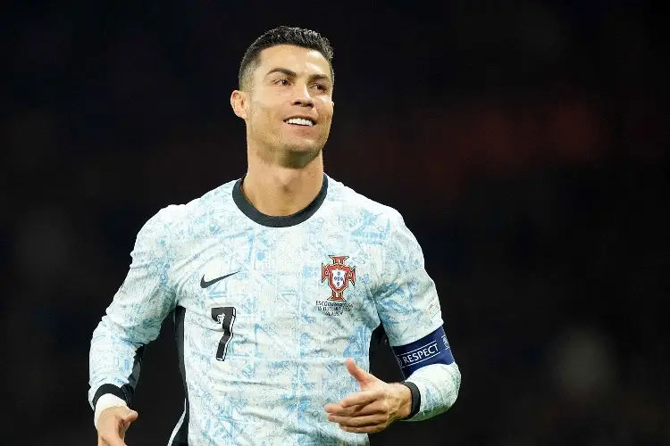 Cristiano Ronaldo supera a Messi como el futbolista mejor pagado 