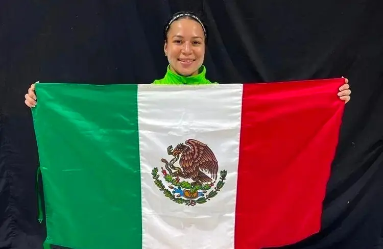 Veracruzanas Lizbeth Nolasco y Jessica Jarquín se alistan para el Mundial de Levantamiento de Pesas