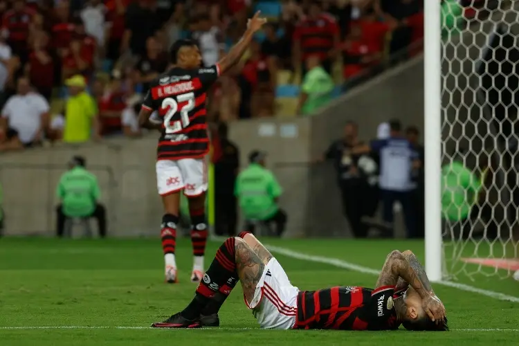 Delantero del Flamengo de Brasil es investigado por apuestas deportivas 